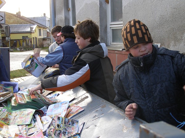 Sběr papíru 2011